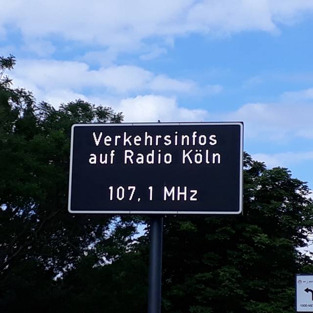 Variotafel mit Radio Köln Hinweis
