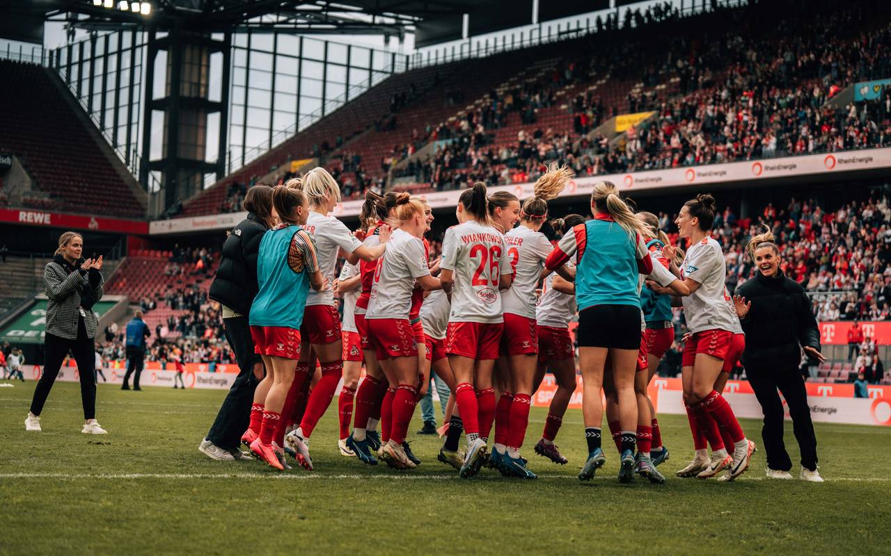 FC Frauen Jubel
