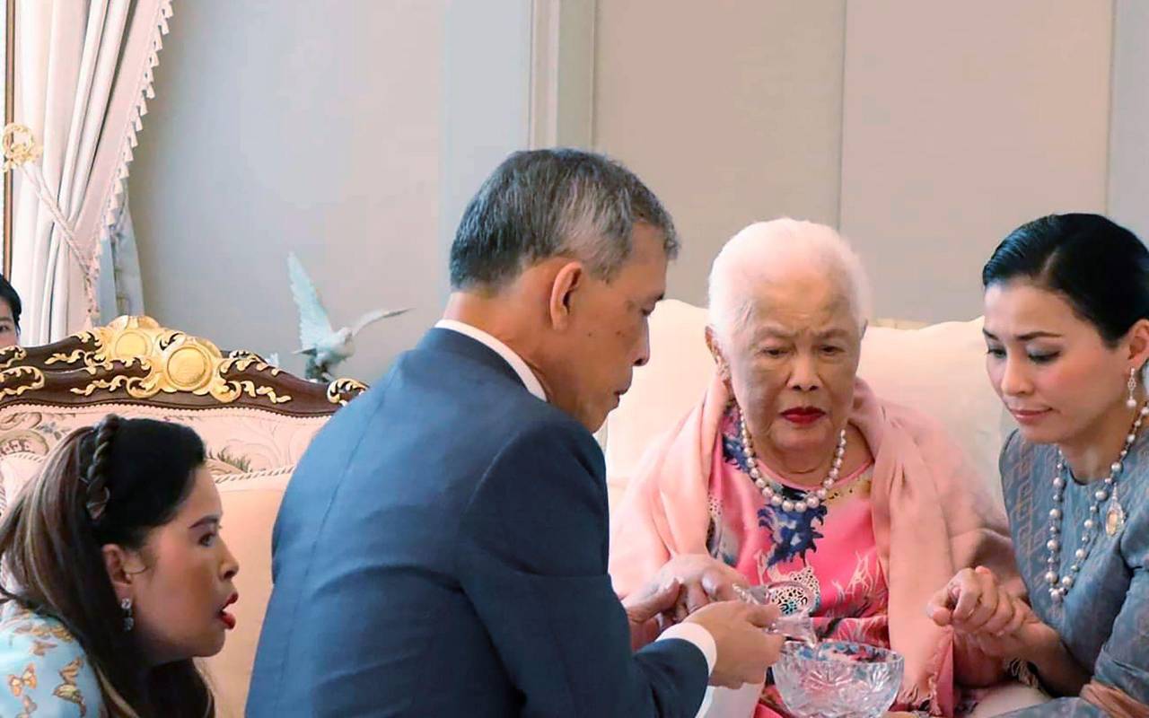Ex-Königin Sirikit