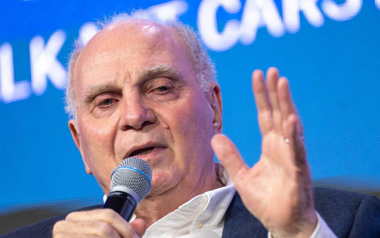 Uli Hoeneß spricht auf Kongress „Sport Marke Medien“