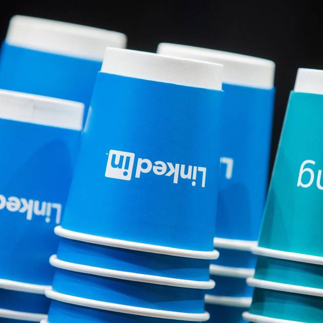 Netzwerk LinkedIn und Suchmaschine Bing