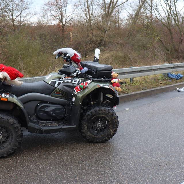 Unfall mit einem Nikolaus-Quad