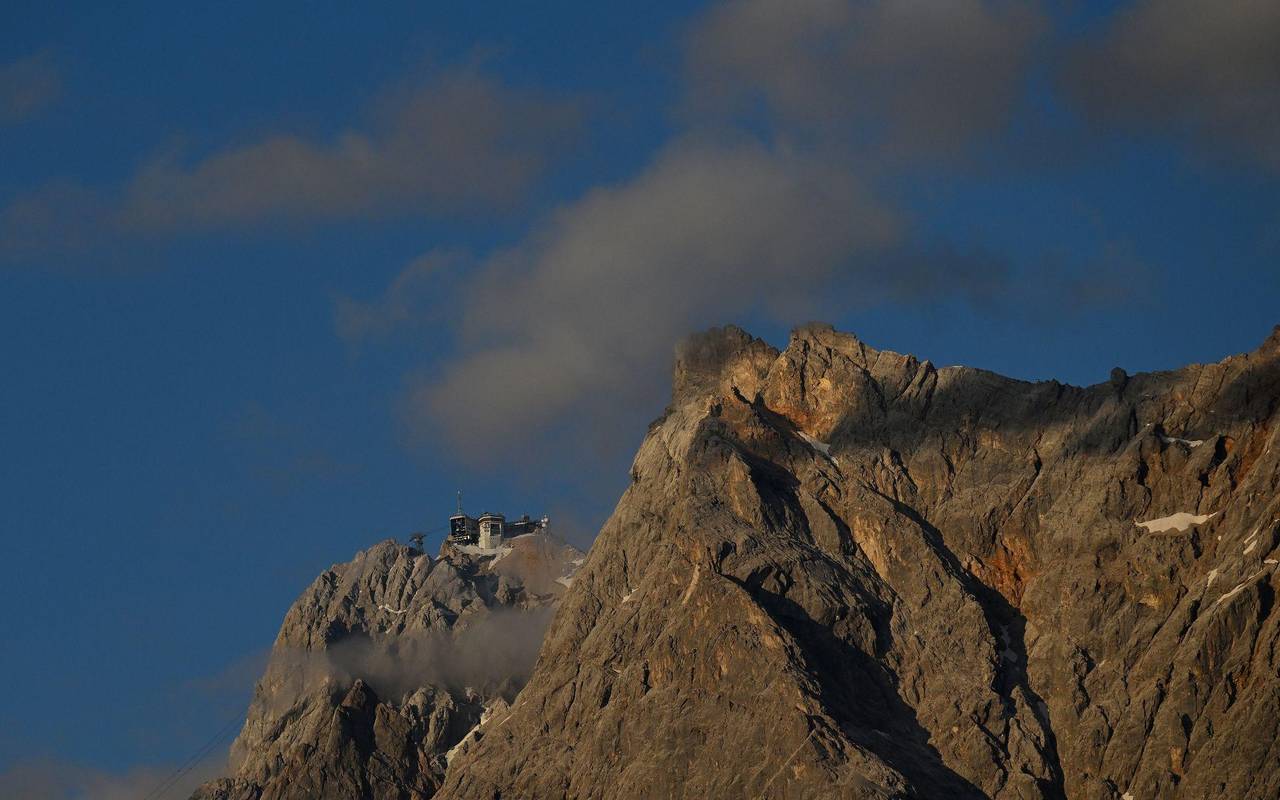Junger Mann verunglückt auf einem Klettersteig an der Zugspitze