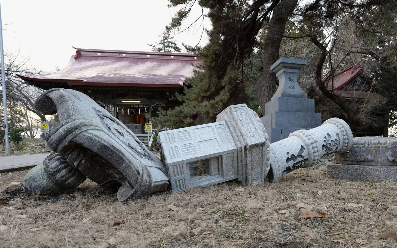 Nach starkem Erdbeben im Nordosten Japans