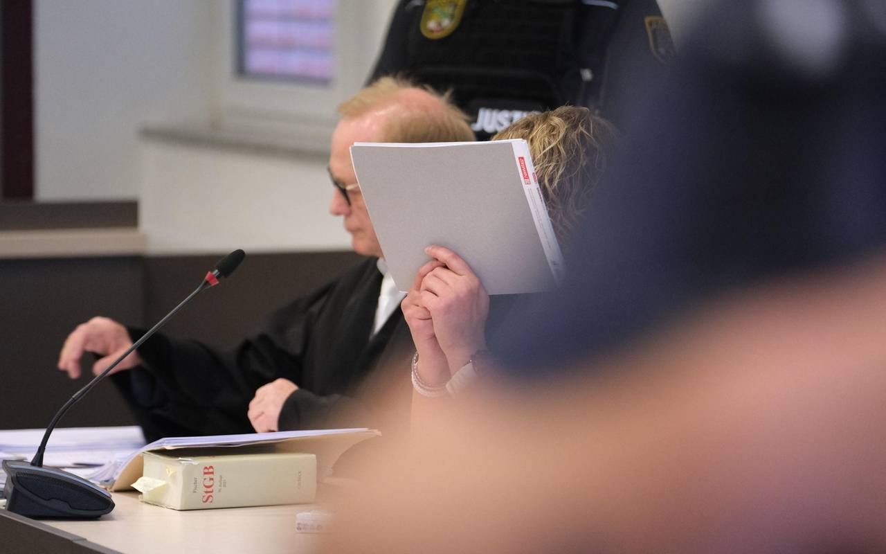 Gerichtsprozess - Totschlag an Neugeborenen