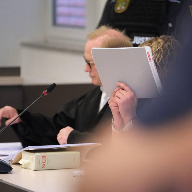 Gerichtsprozess - Totschlag an Neugeborenen