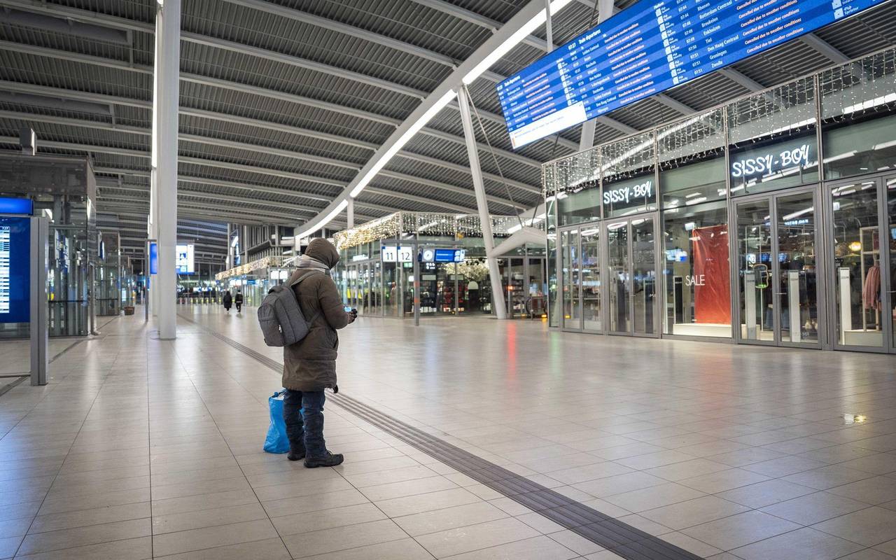 Winterwetter in den Niederlanden - Zugausfälle