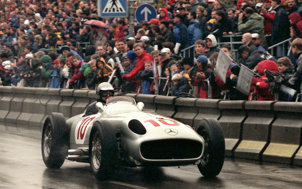 Hans Herrmann im Silberpfeil