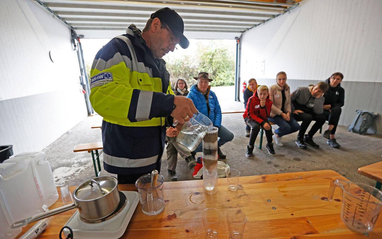 Selbsthilfekurs Medizinisches Katastrophen-Hilfswerk