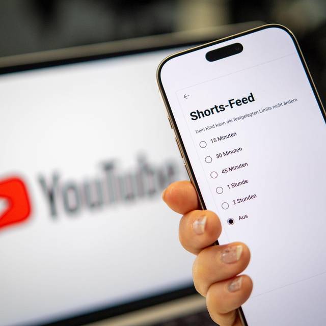 Die Einstellungen von YouTube Shorts auf einem Smartphone