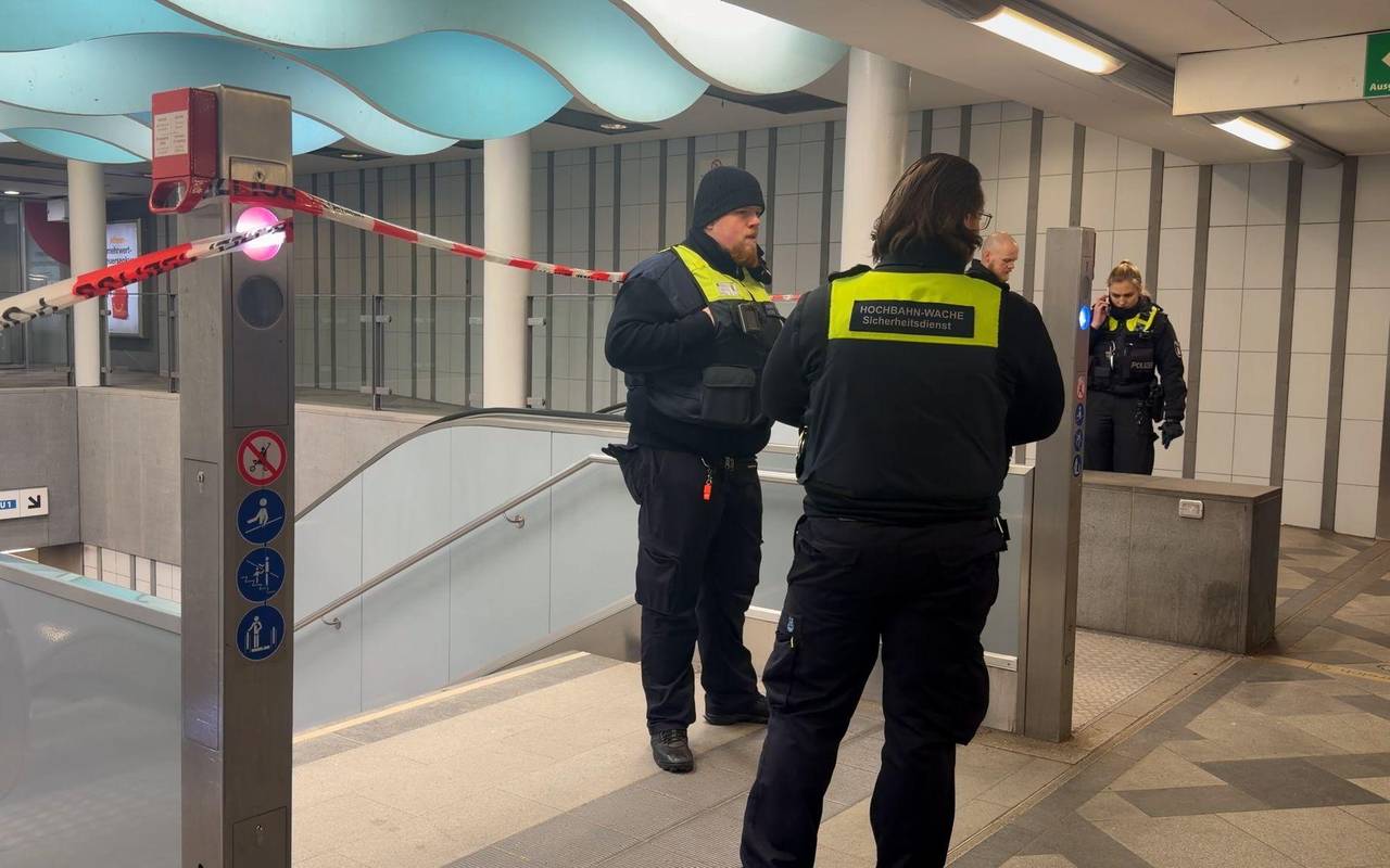 U-Bahn überrollt zwei Menschen in Hamburg