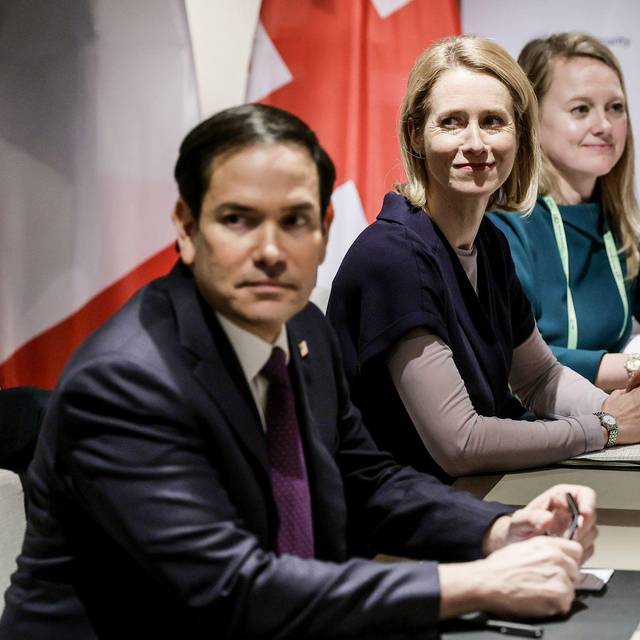 US-Außenminister Marco Rubio (l), und Kaja Kallas (M)