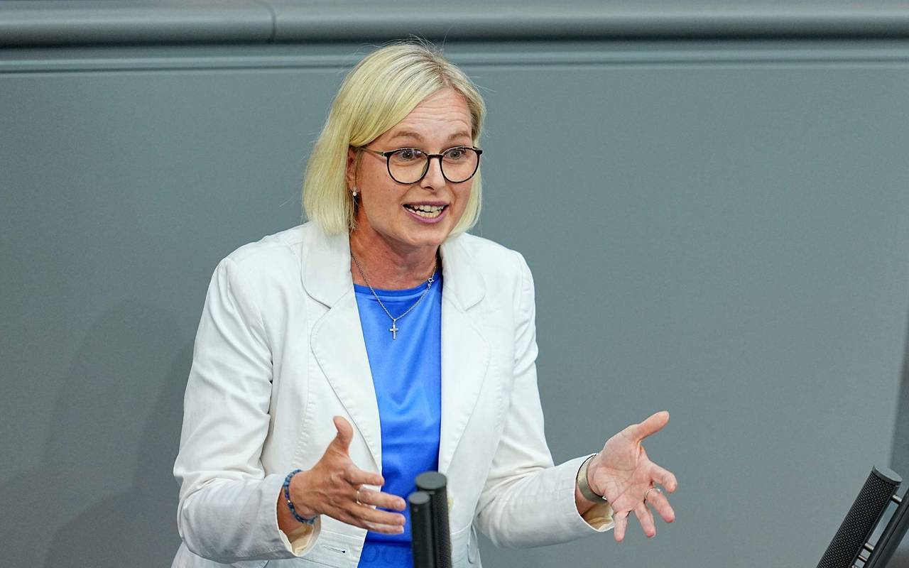 Sport-Staatsministerin Christiane Schenderlein
