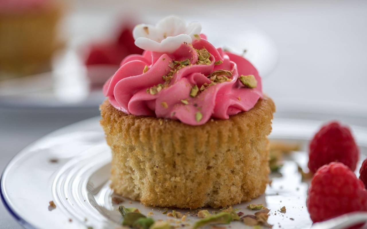 Cupcake auf einem Teller