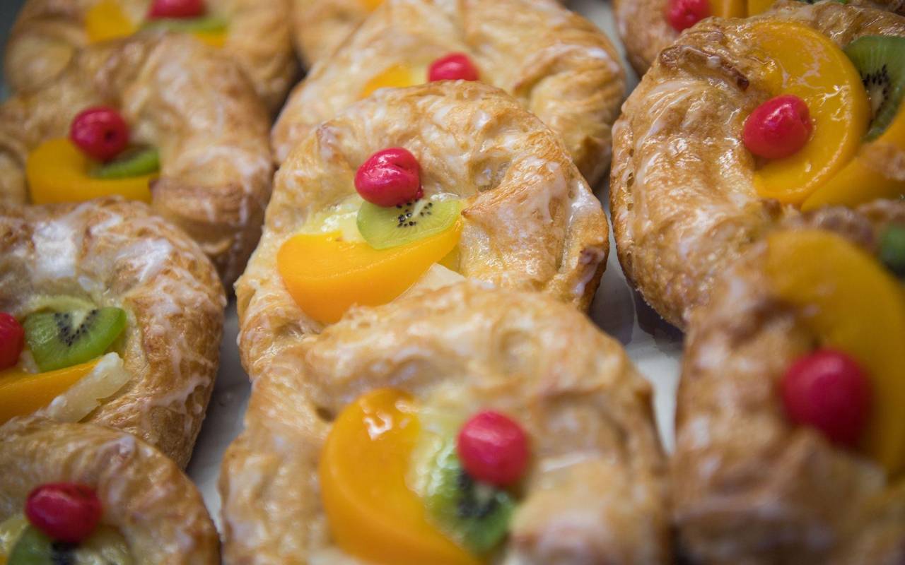 Plunderteilchen liegen in einer Bäckerei