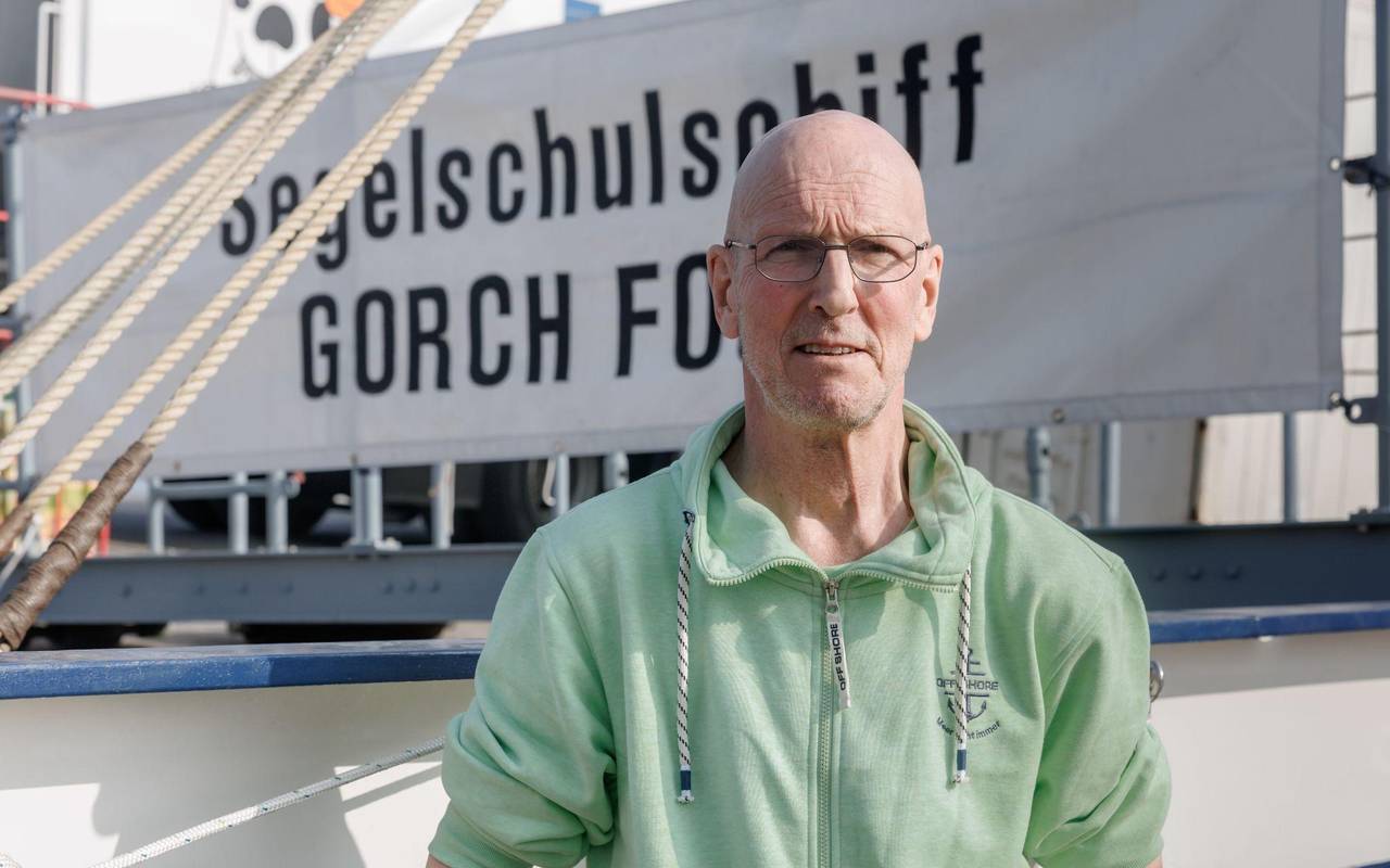 Verabschiedung vom Chef-Stewart der "Gorch Fock"