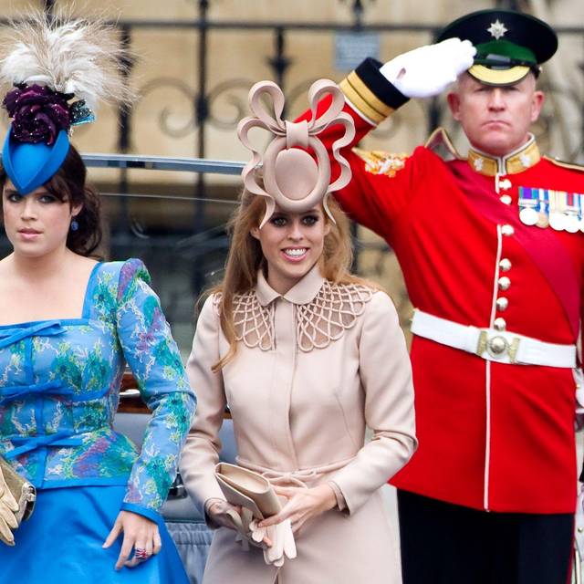 Die britischen Prinzessinnen Eugenie (links) und Beatrice
