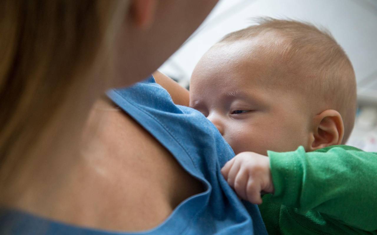 Stillen erfordert einen besonderen Schutz von Mutter und Kind.