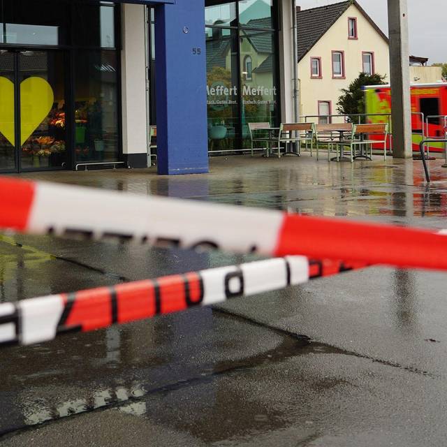 Jugendlicher bei Streit in Supermarkt tödlich verletzt