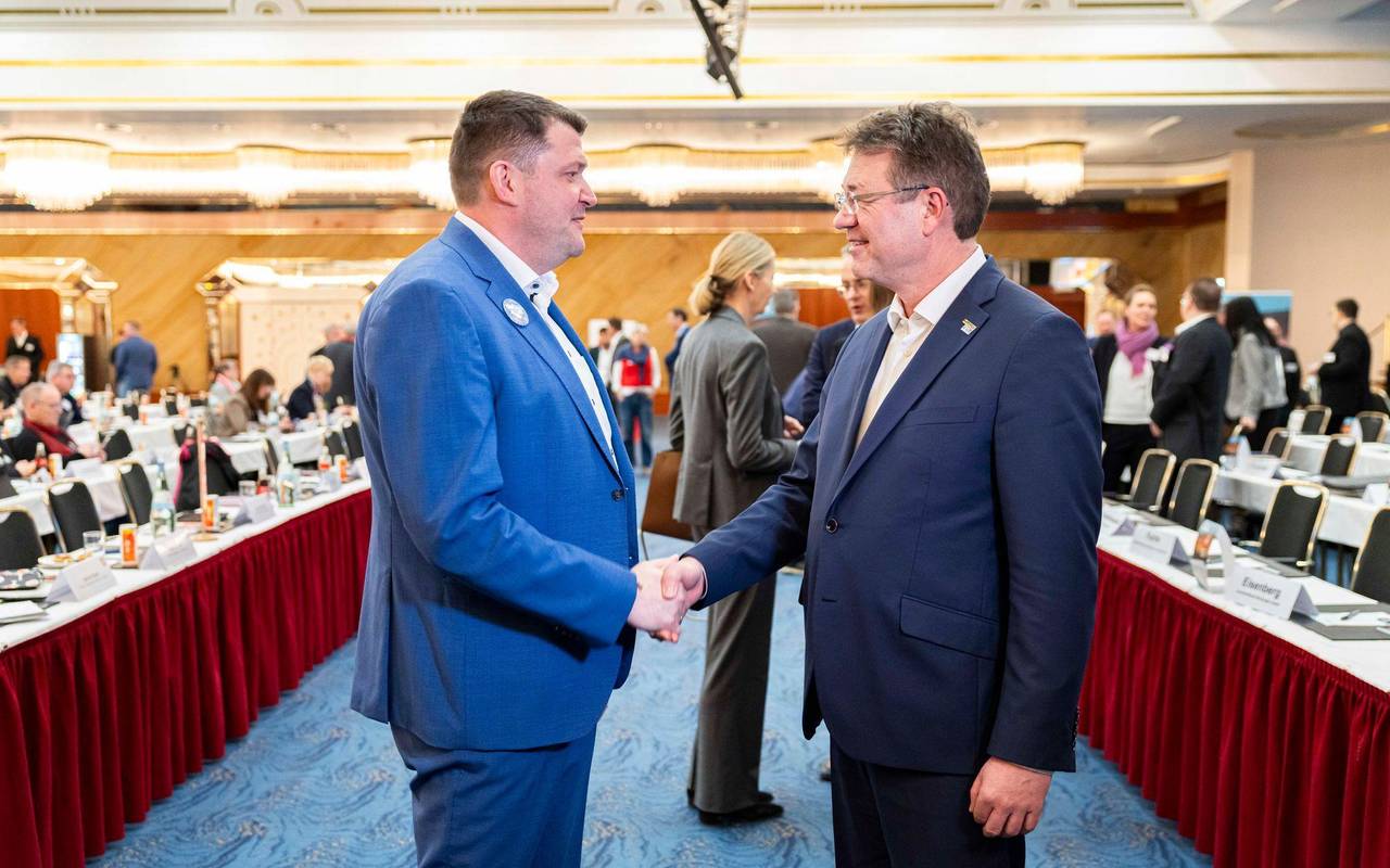 Erste Tarifrunde der Chemie- und Pharmaindustrie