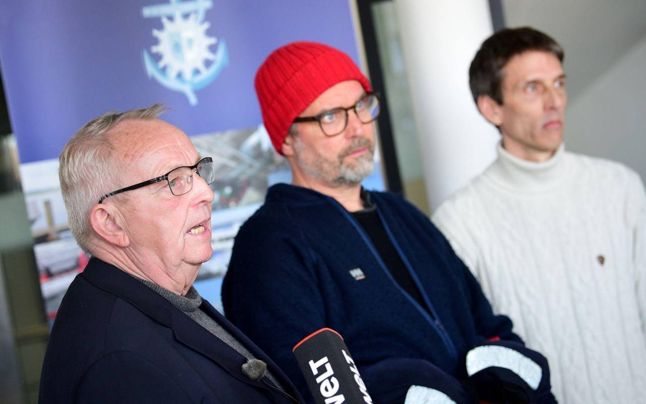 Rettungsaktion für Buckelwal - Pressekonferenz