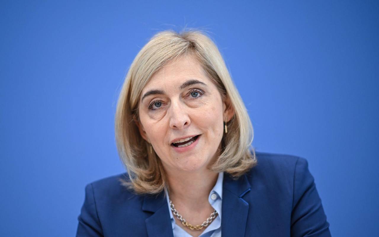 Pressekonferenz von Bundesgesundheitsministerin Warken