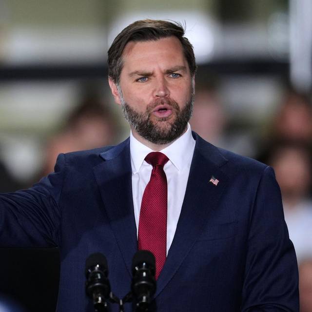 US-Vizepräsident JD Vance spricht zu Arbeitern in Michigan