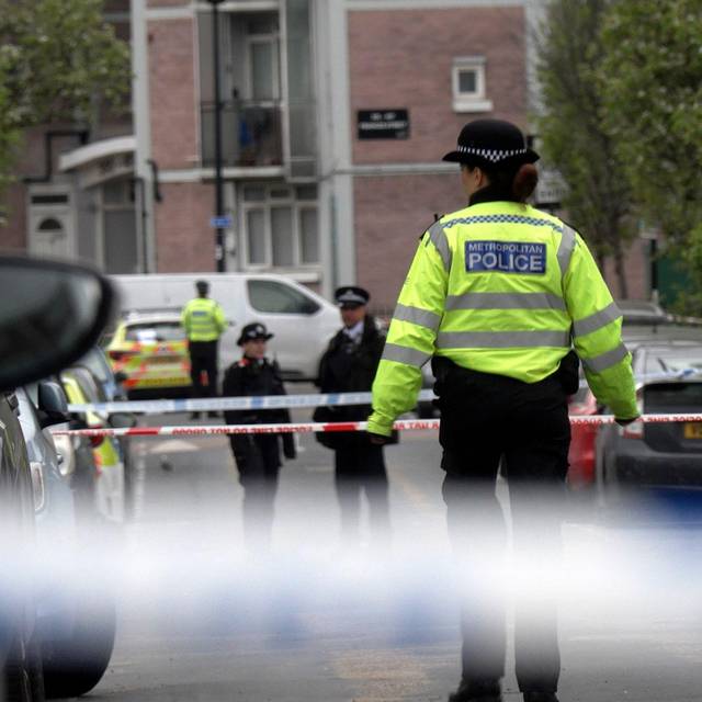 Junge stirbt nach Schießerei in Woolwich