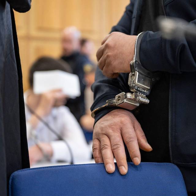 Auftakt im Prozess um Führerscheinbetrug