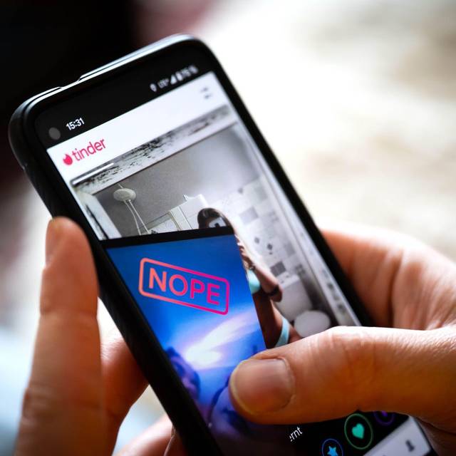 Dating-App Tinder auf einem Smartphone