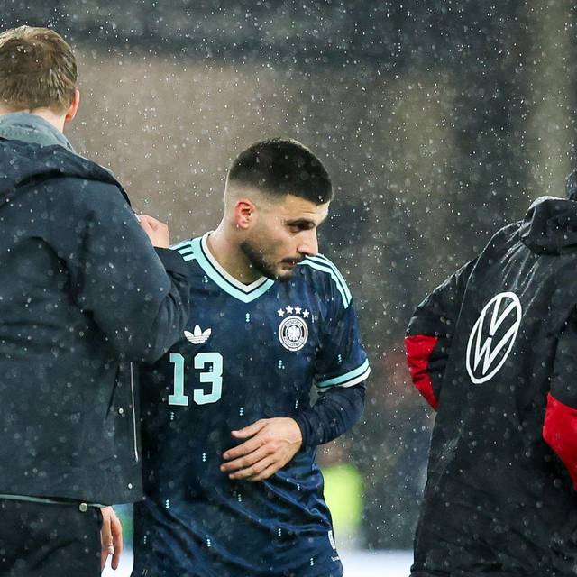 Julian Nagelsmann (l.) und Deniz Undav (r.)