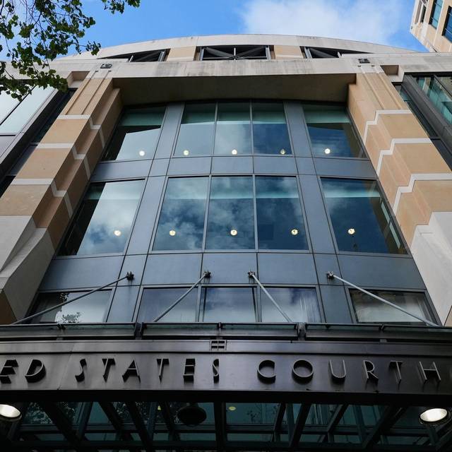 Streit von Elon Musk und ChatGPT-Firma OpenAI vor Gericht