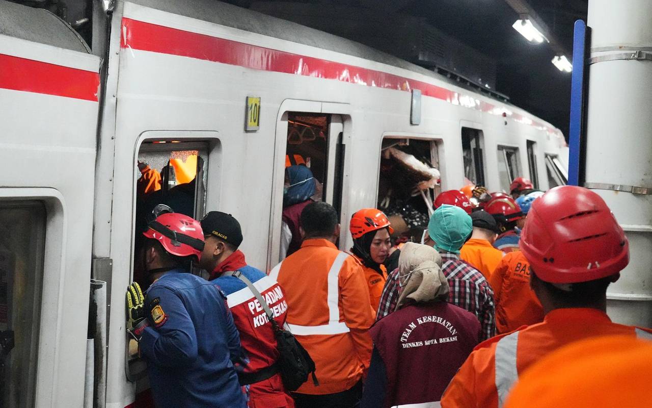 Zugunglück in Indonesien