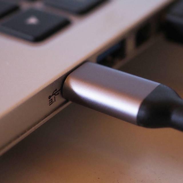 Notebook-Stromanschluss per USB-C