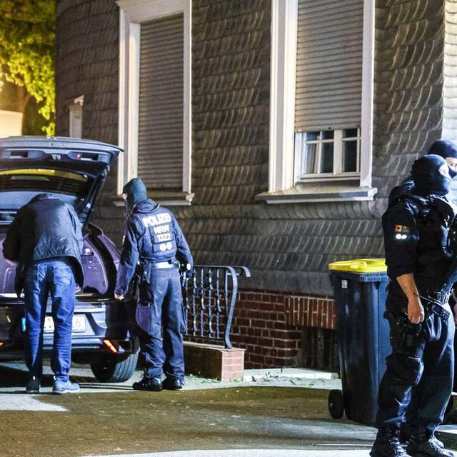 1.200 Polizisten bei Razzia gegen "Hells Angels" im Einsatz