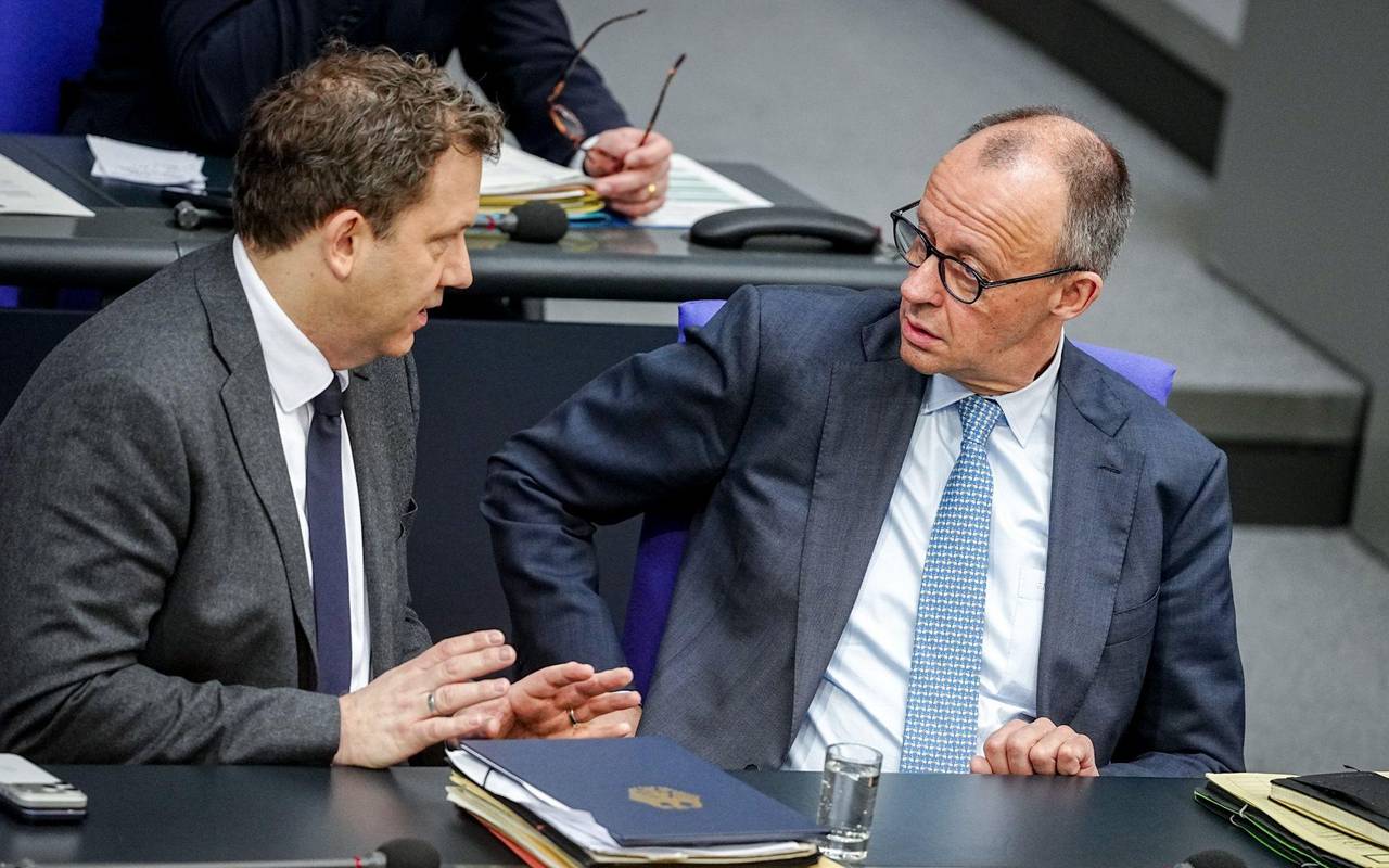 Finanzminister Klingbeil und Bundeskanzler Merz