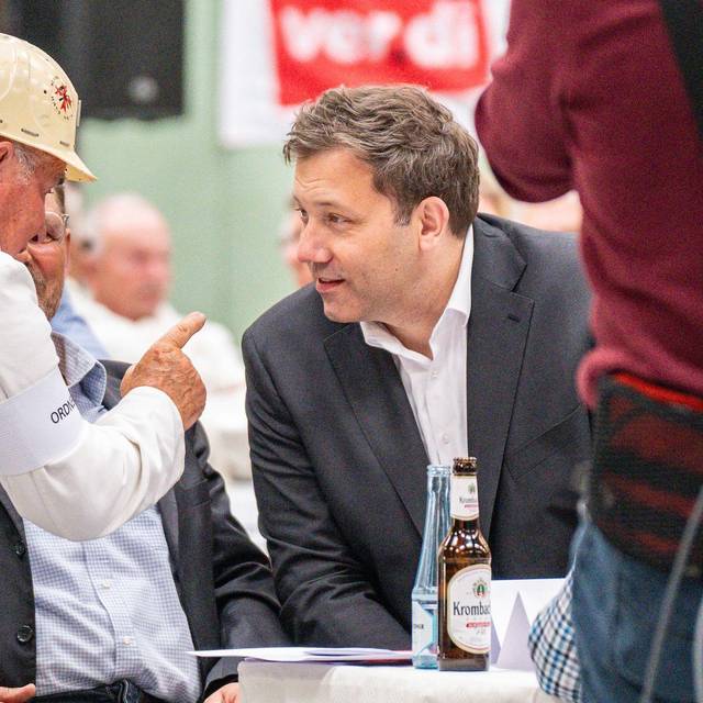 SPD-Chef Lars Klingbeil bei Kundgebung zum Tag der Arbeit