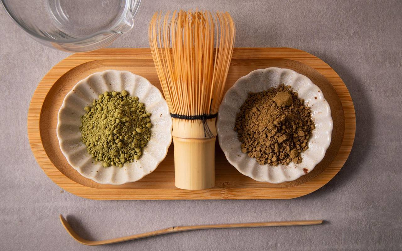 Pulver für Matcha- und Hojicha-Tee