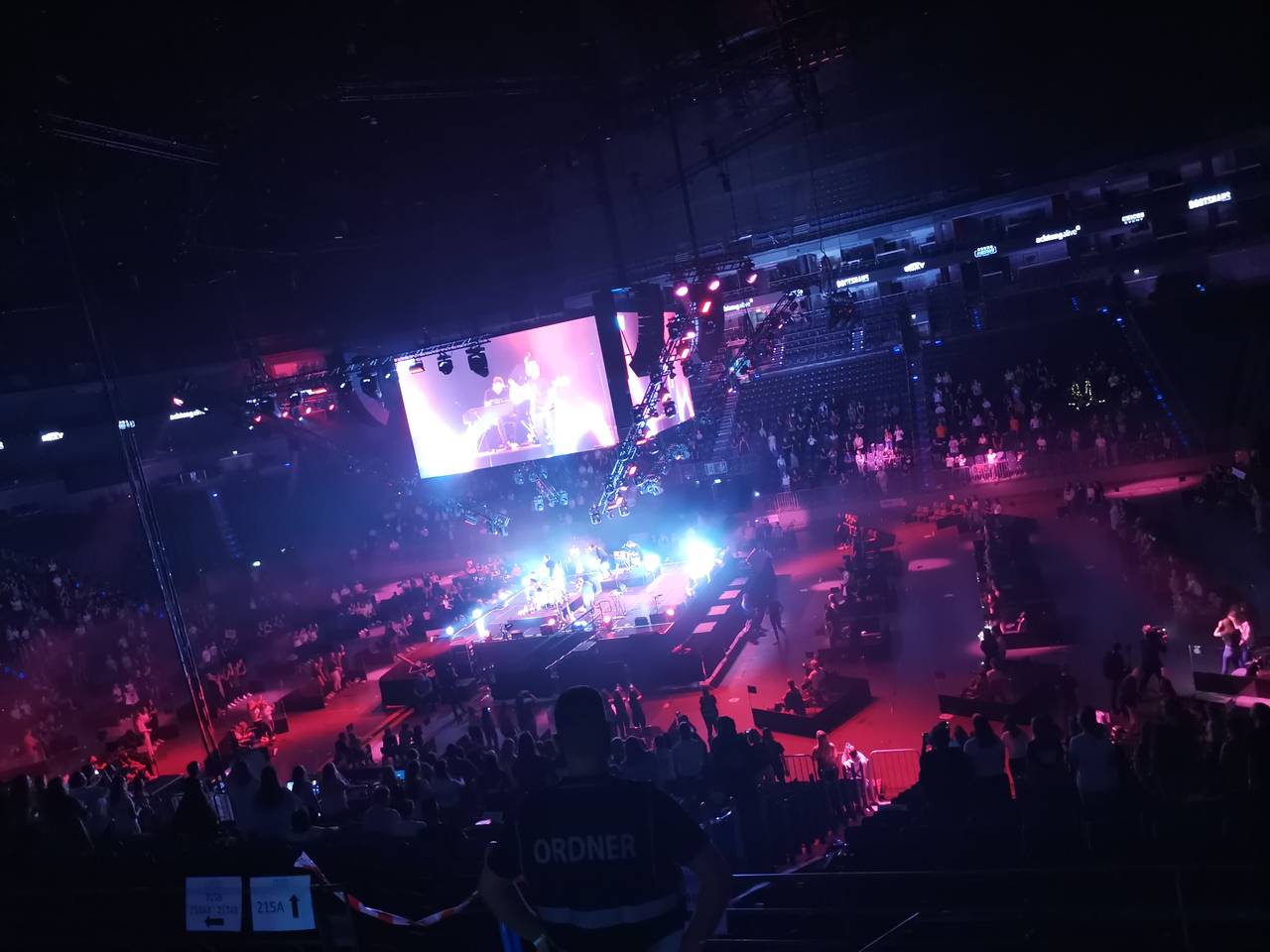 LANXESS arena: Erste Konzerte laufen wieder - Radio Köln