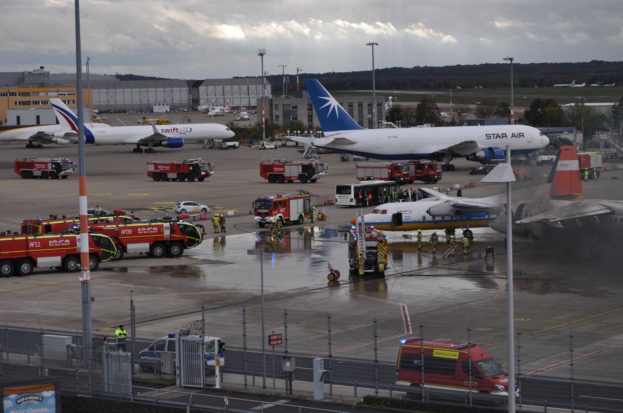 flug nach köln von stuttgart