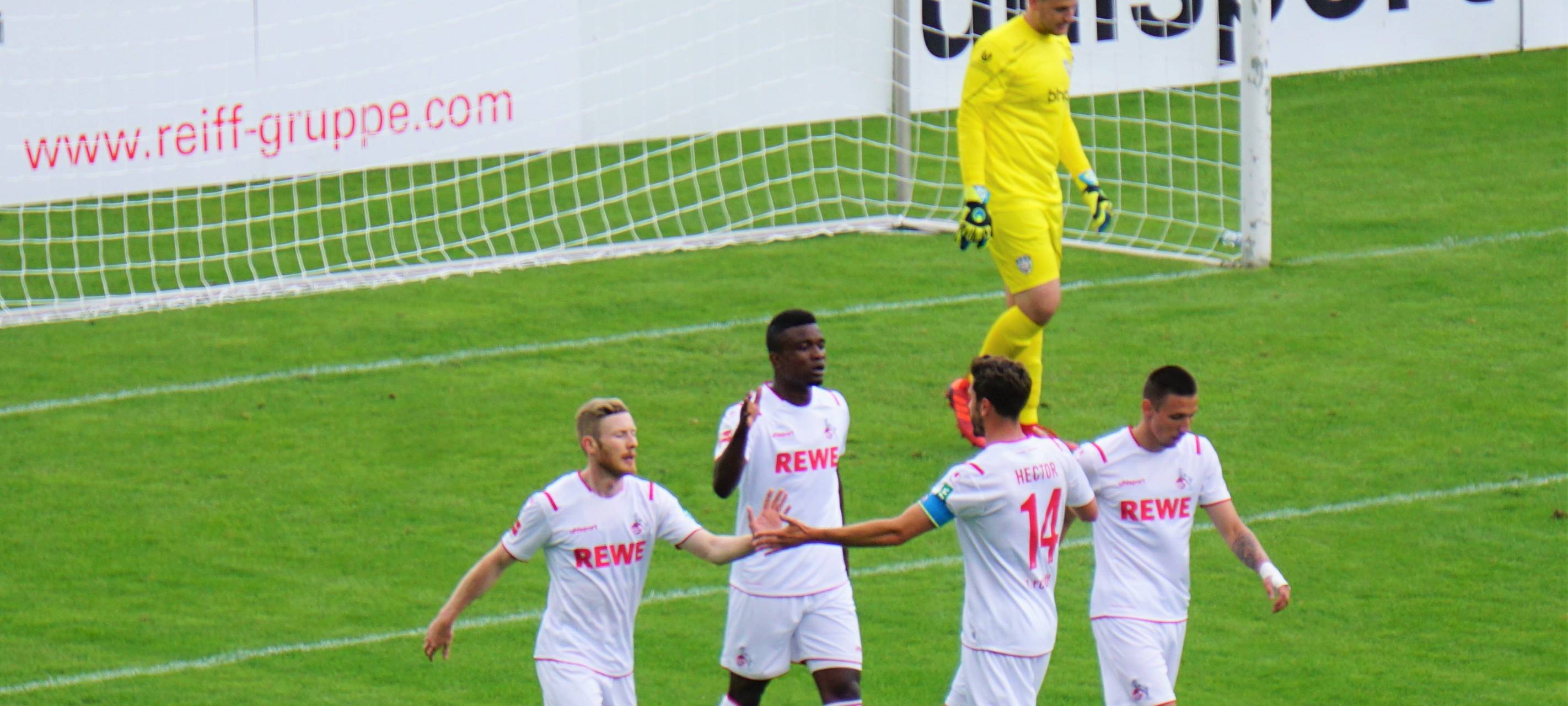 1. FC Köln gewinnt mit 4:2 in Frankfurt