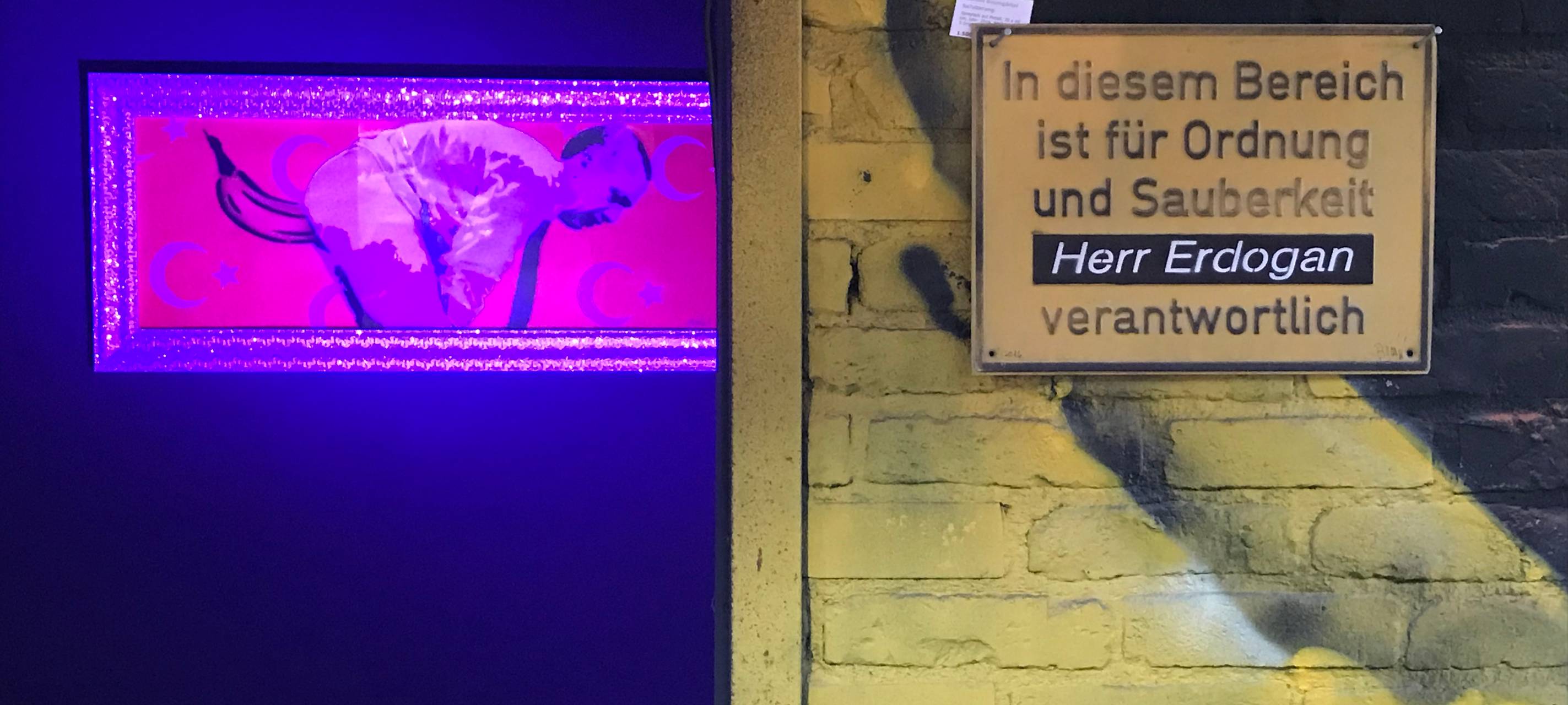 Kunst-Ausstellung: "German Urban Popart" vom Bananen-Sprayer in Köln eröffnet