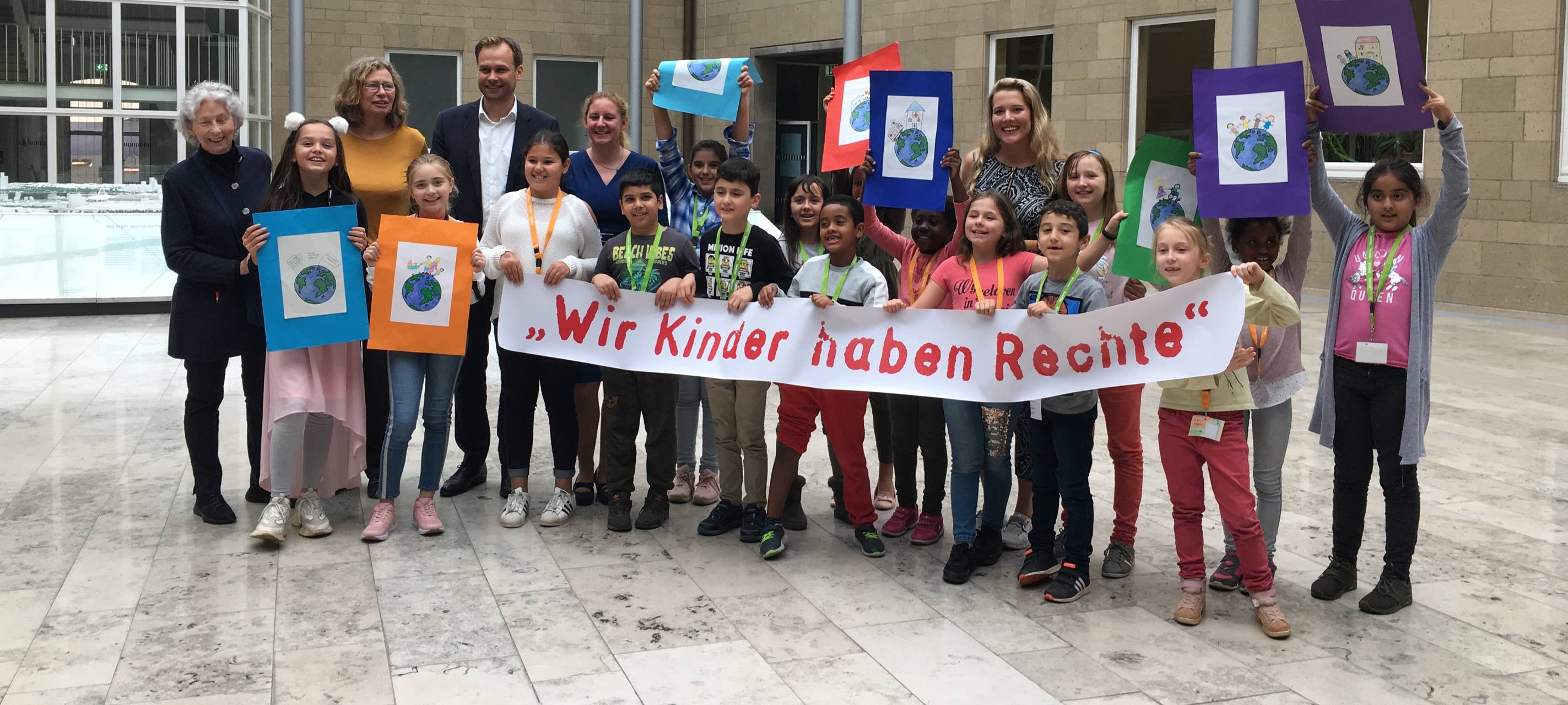 Fahrraddemo und kostenloses Bahnfahren