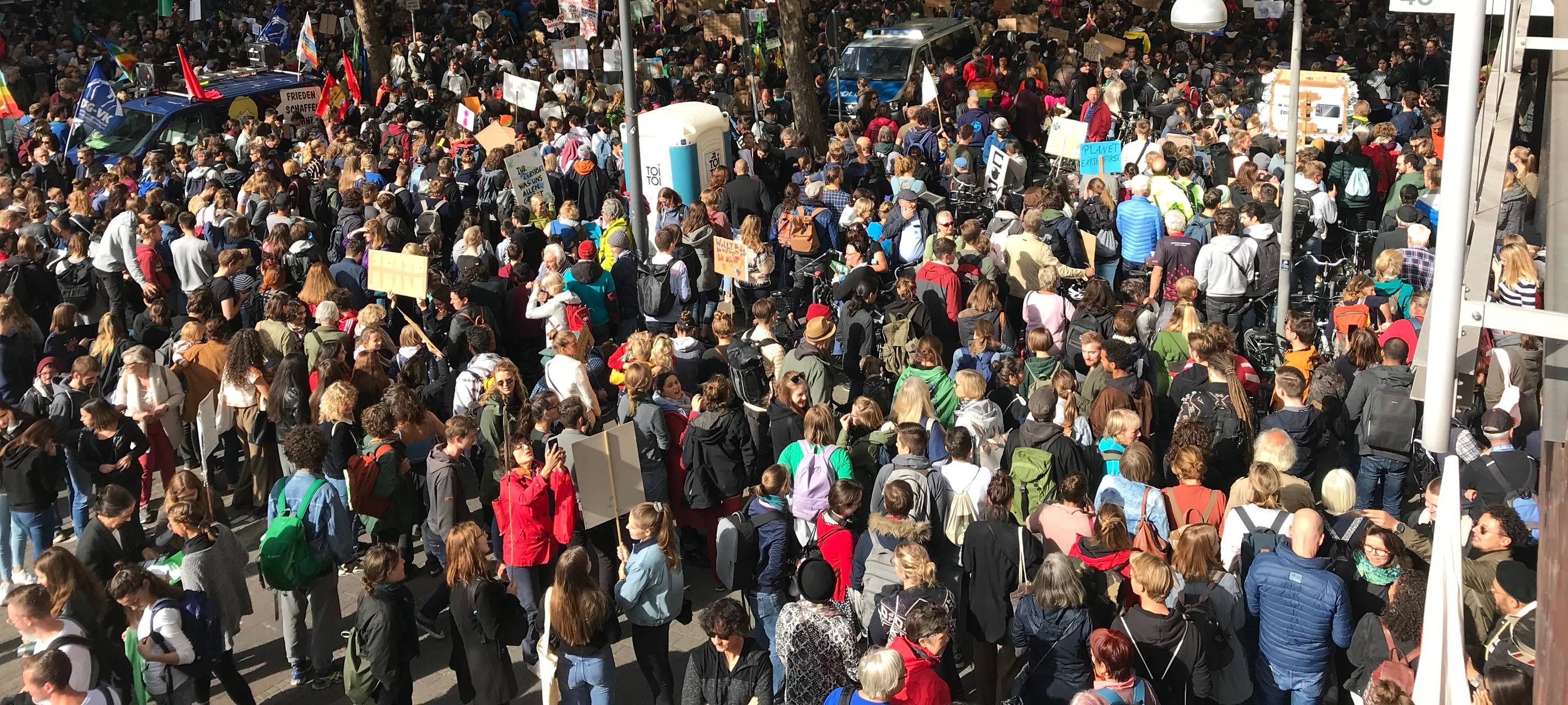 Veranstalter zählte bis zu 70.000 Teilnehmer