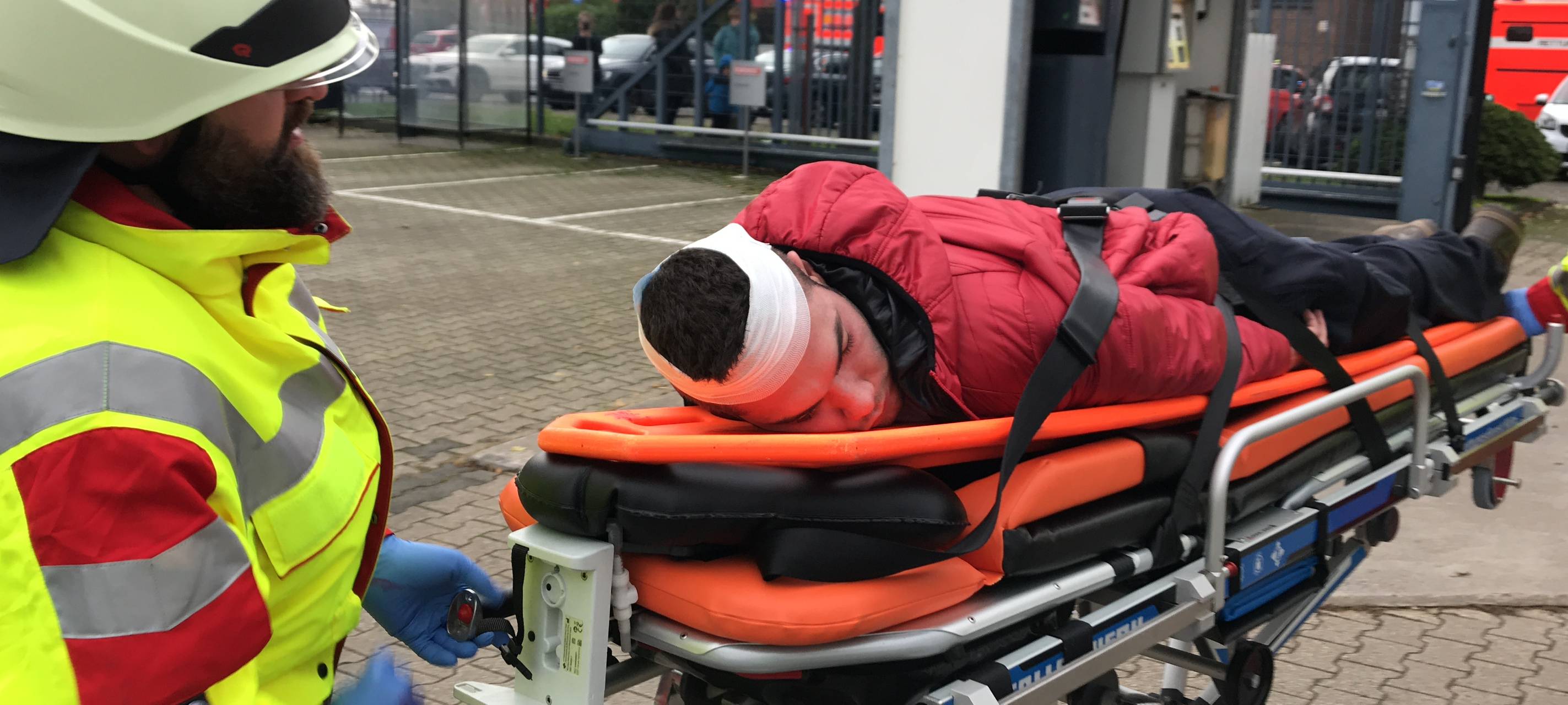 Feuerwehr und Rettungsdienst proben Großeinsatz