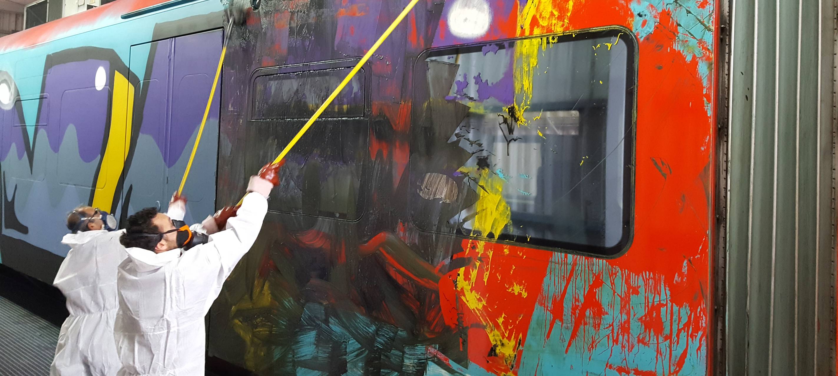 Zugausfälle durch Graffiti