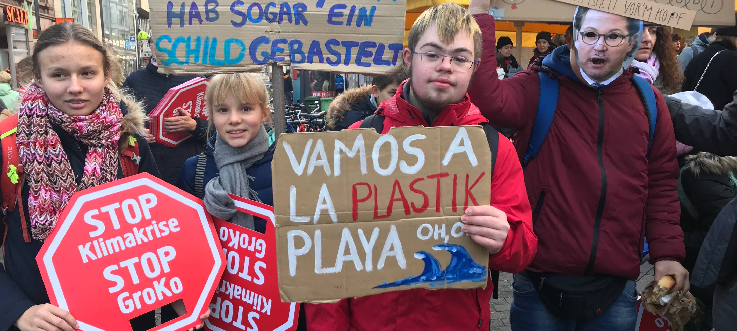 Tausende demonstrieren friedlich fürs Klima