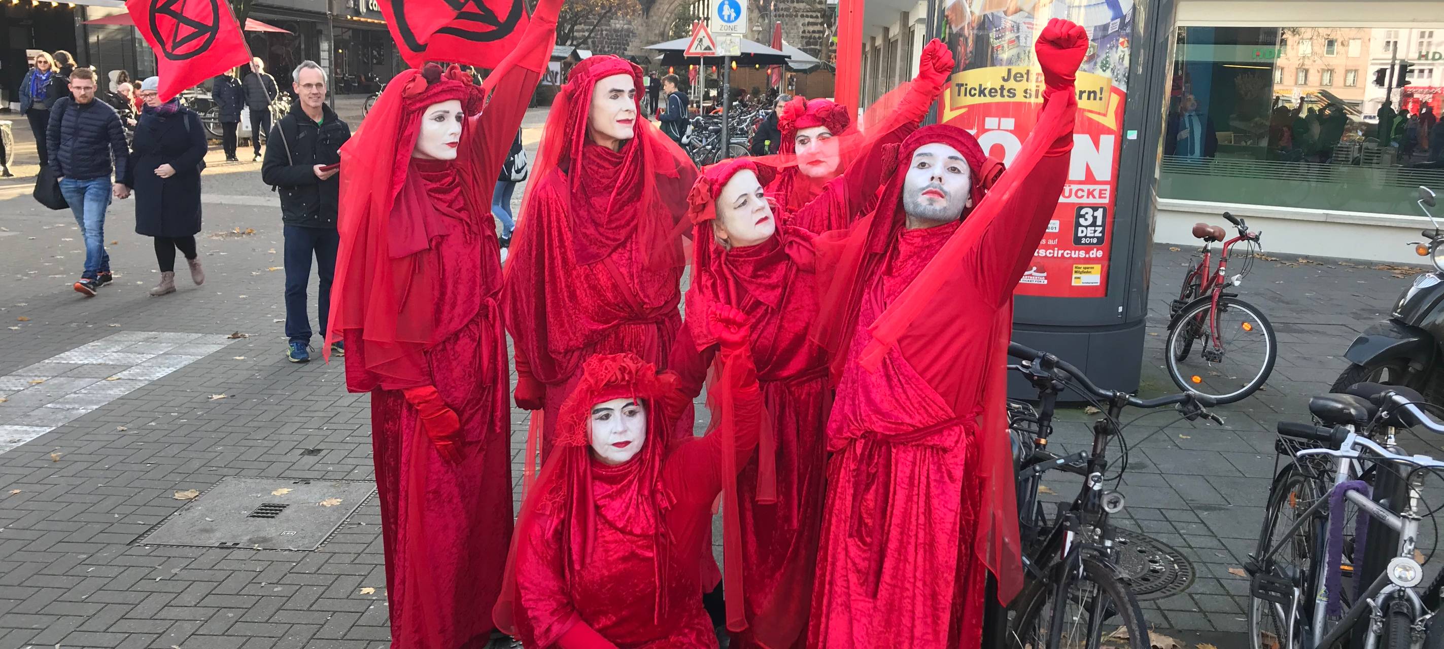 Tausende demonstrieren friedlich fürs Klima