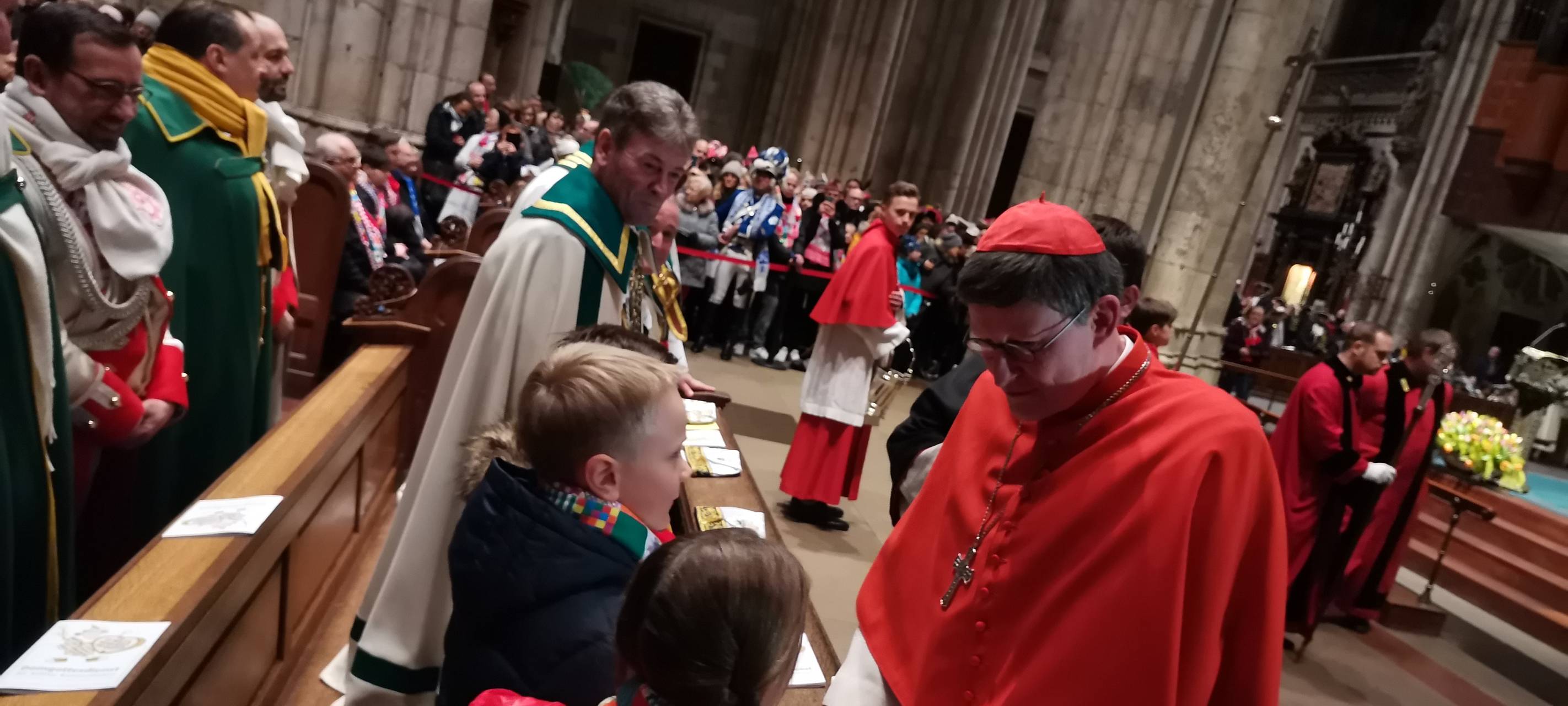 Kölner Dreigestirn im Dom-Gottesdienst
