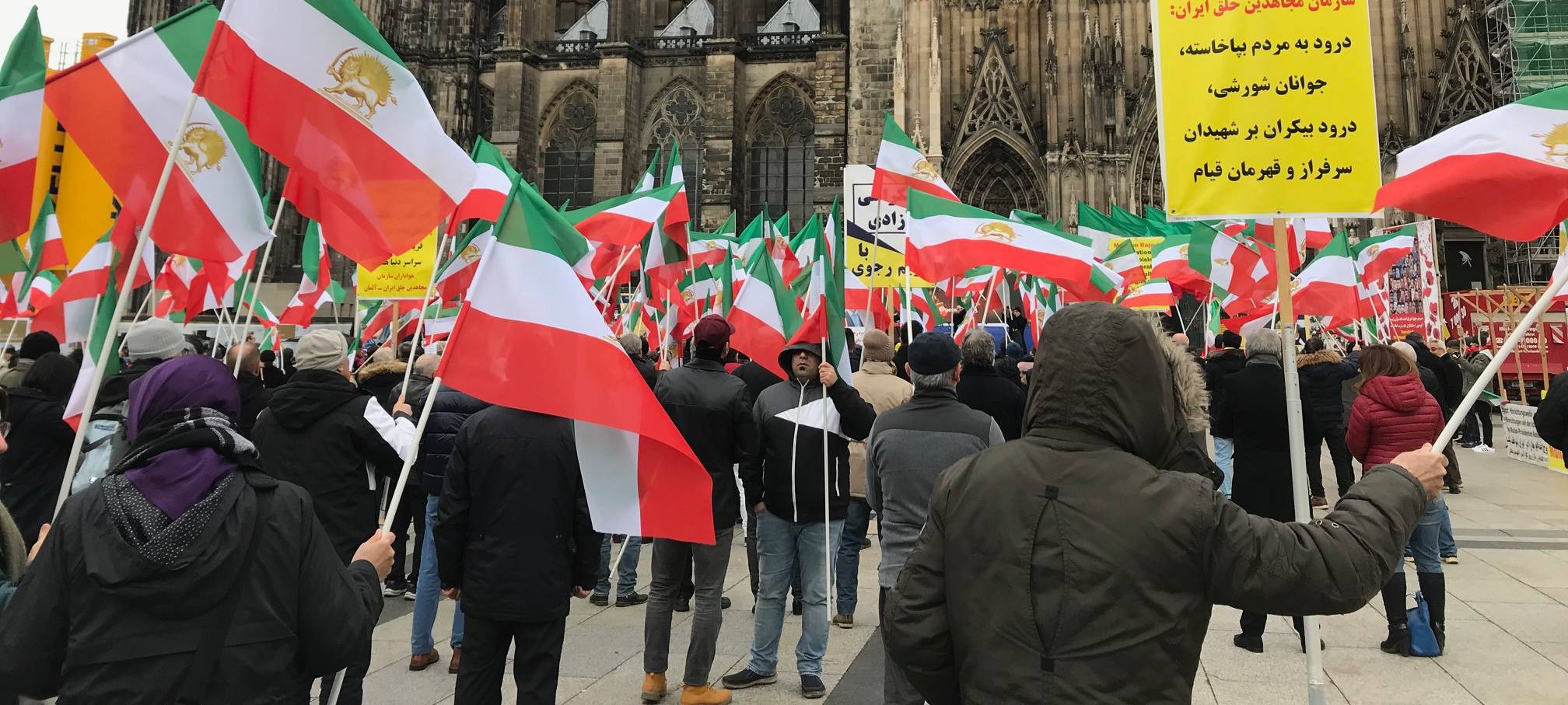 Demo gegen Regime in Teheran